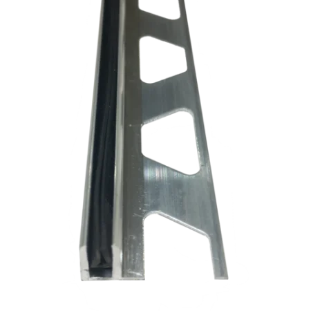 Защелка с вставкой ПВХ, для Т-образного профиля 2,7 м для напольных покрытий от 9 до 12 мм