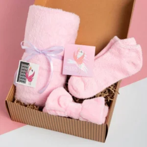 Набор подарочный "Queen of glamour" вид 1, плед и аксессуары 7097147 *1