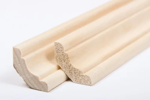 Плинтус липа 15х45х2500 сорт А фигурный  1