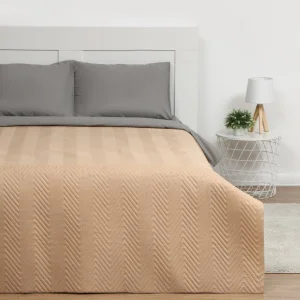 Покрывало Экономь и Я 2сп 180 210±5см цв. бежевый микрофайбер 100% п э 210гр м2 7581331  1