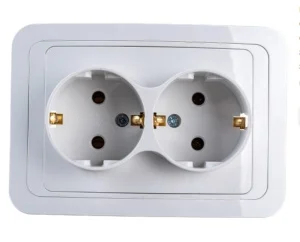 Розетка 2-м СП CLASSICO с заземл. 2128 белая ASD 4680005959921 In Home