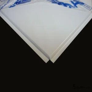 Потолочная панель алюм. белая Line (T-24) 600х600х0,4мм (1уп 30шт 10,8м2)  30