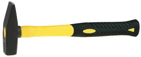 Молоток слесарный 400гр фиберглассовая рукоятка РемоКолор 38-2-404  1