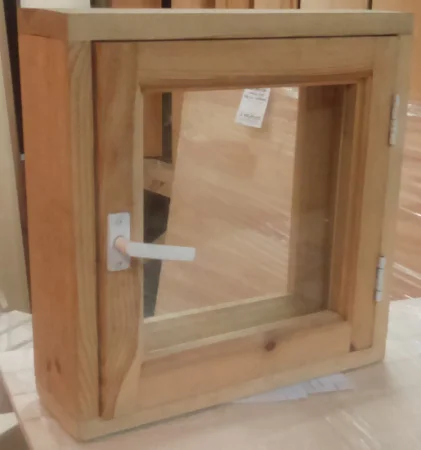 Оконный блок сосна 450х450х130 (двойное остекление,фурнитура) *1 Оконный блок сосна 450х450х130 (двойное остекление,фурнитура) *1