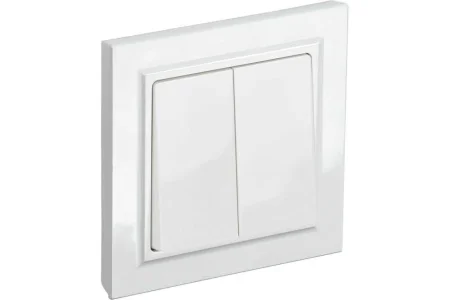 Выключатель 2-кл СП  Brite  ВСР10-2-0-БрБ 10А в сборе белый IEK BR-V20-0-10-K01-F