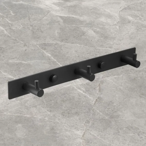 Планка с 3-я крючками Delphinium R011 102440 черный