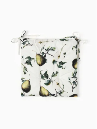 Подушка на стул "Этель" Груши 42×42см белая 100% хлопок 5376604 *1
