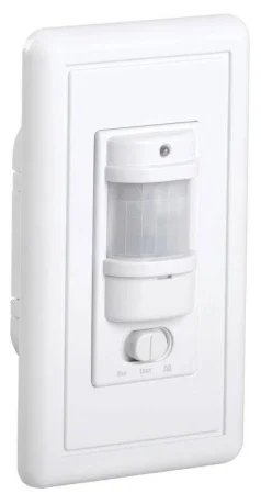 Датчик движения ДД 028 1200Вт, угол обз. 140 град., дальн. 9м, IP20, белый LDD12-028-1200-001 IEK