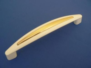 Ручка-скоба мебельная пласт 128 мм С2 (белая/золото) М5671 *1/10